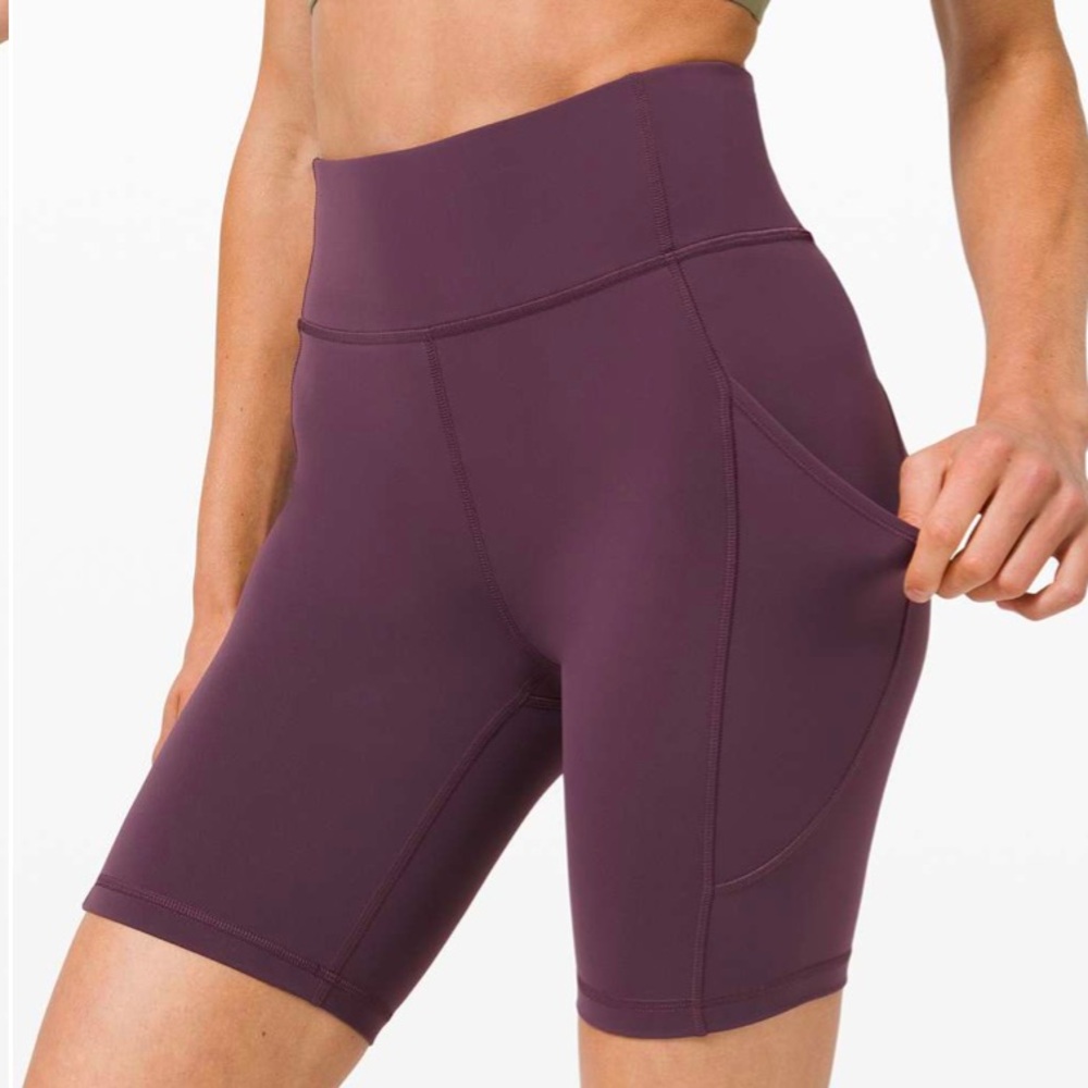 Lululemon Invigorate High Rise Short
8"